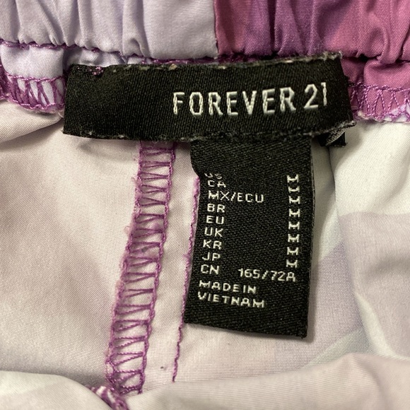 Forever 21 Purple Camo joggers - Picture 2 of 2